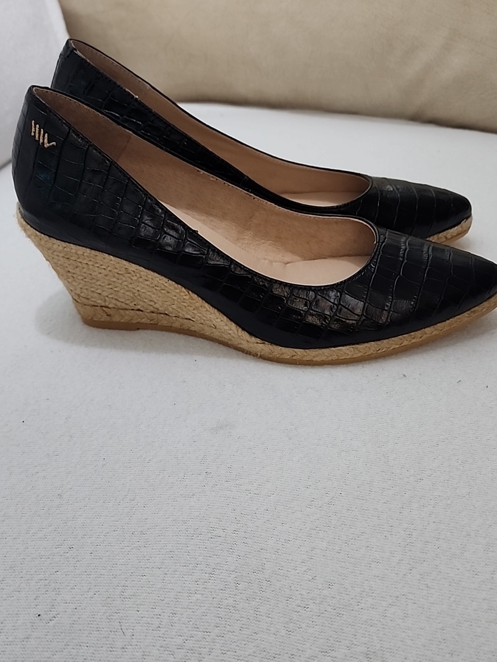 NWT.Croc-Embossed Black Espadrille Wedge Pumps for Women Size39
